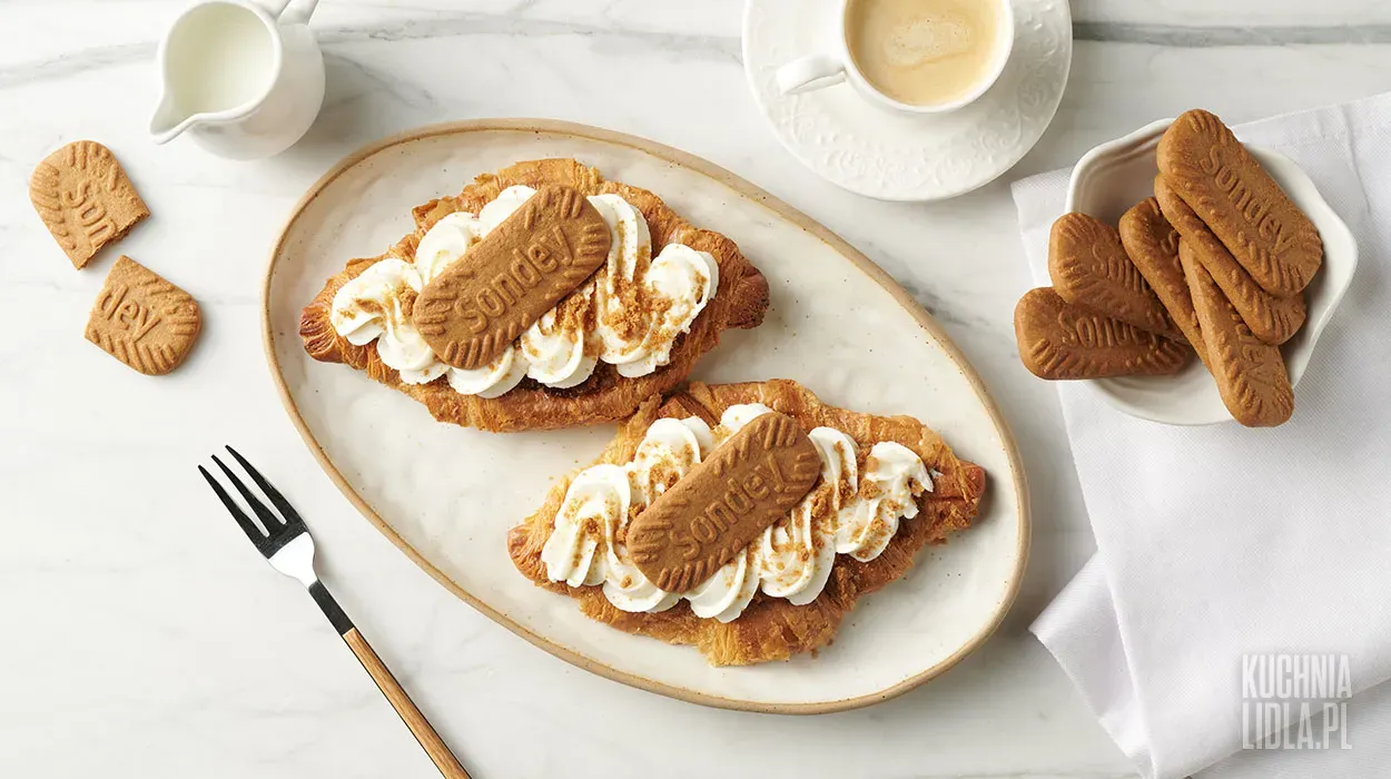 Croffle z kremem patissiere