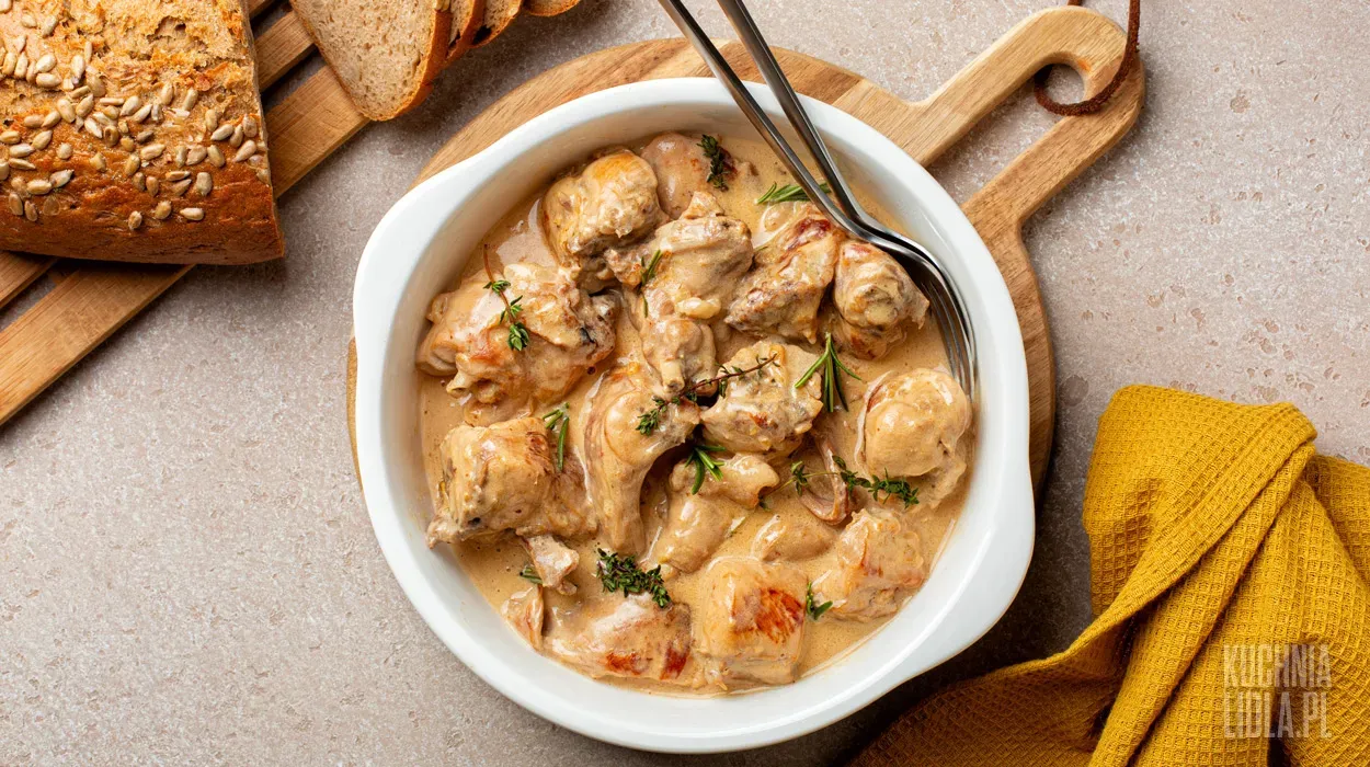 Potrawka z królika w śmietanie