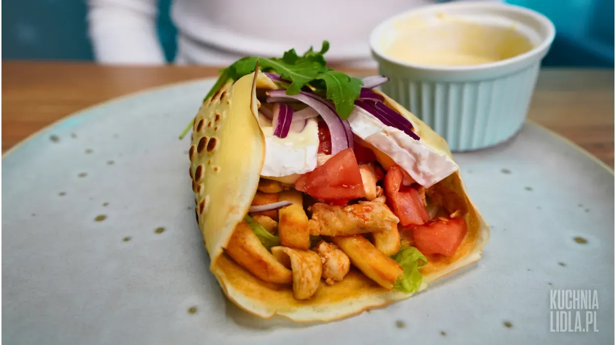 Kebab w naleśniku