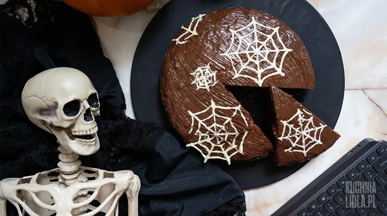 Brownie udekorowane pajęczynami według Navci