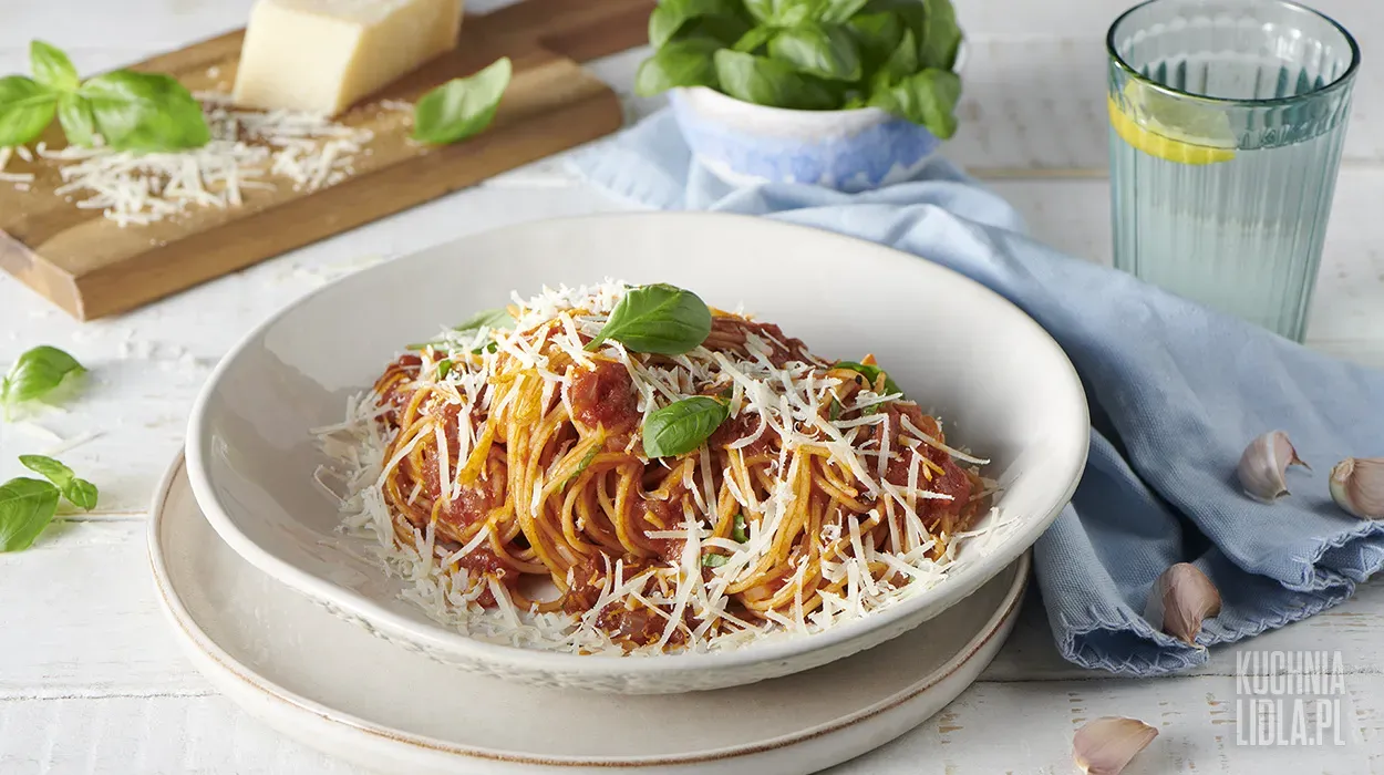 Spaghetti napoli – przepis