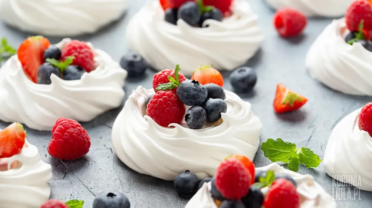 Mini Pavlova