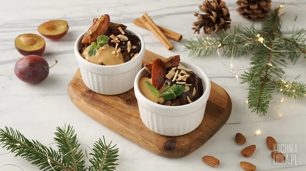 Pieczona owsianka z kawą i śliwkami