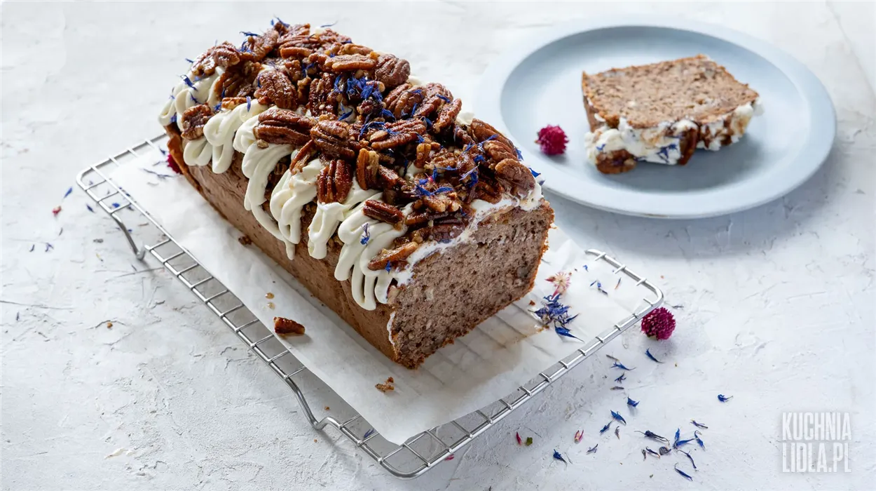 Chlebek bananowy z orzechami pekan