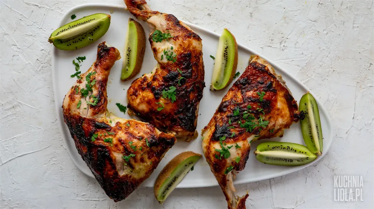 Udka kurczaka marynowane w kiwi