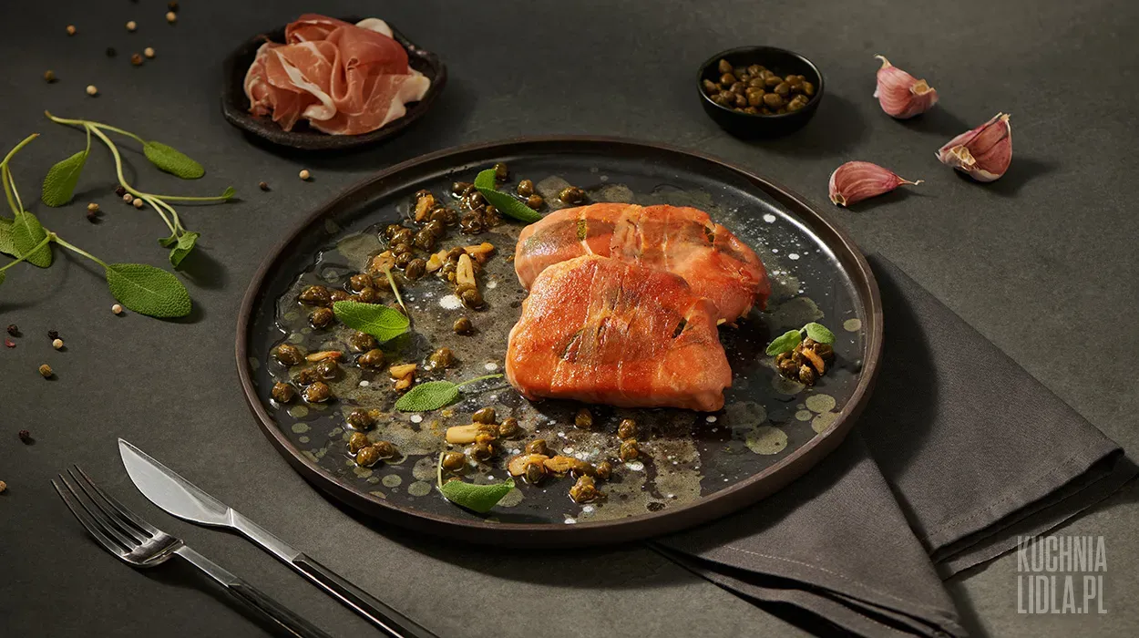 Eskalopki z indyka w sosie kaparowym