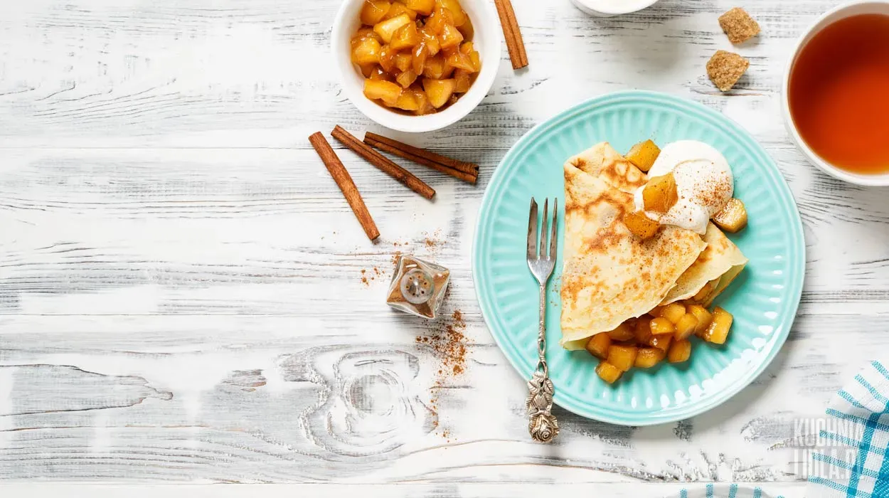 Naleśniki z jabłkami