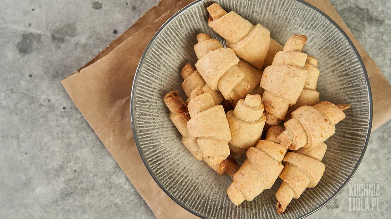 Rogaliki z powidłami śliwkowymi