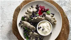 Pierogi z jagodami