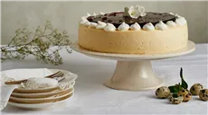 Ajerkoniakowy tort wielkanocny