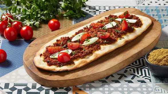 Lahmacun, czyli pizza w stylu tureckim