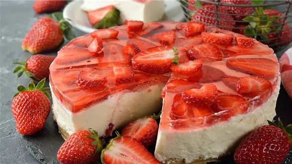 Sernik na zimno z sera z wiaderka i galaretek