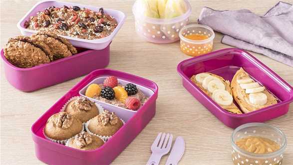 Czekoladowa miska smoothie i ciastka owsiane – lunchbox na słodko