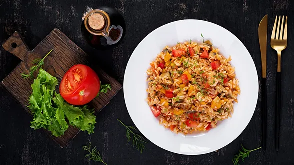 Risotto z kurczakiem i warzywami