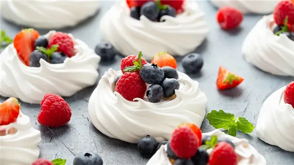 Mini Pavlova