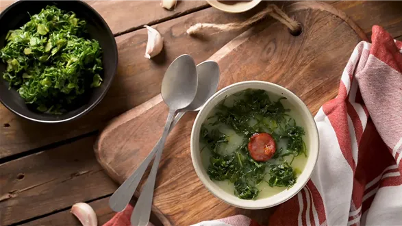 Caldo verde – portugalska zupa z jarmużem