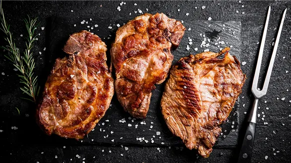 Steki z karkówki pieczone w piekarniku