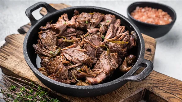 Szarpana wołowina (pulled beef)