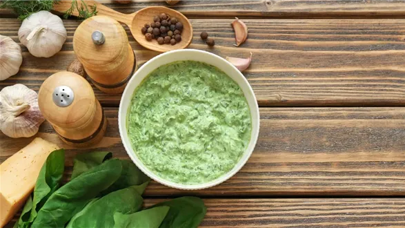 Sos szpinakowy - do ryby, mięs i makaronu