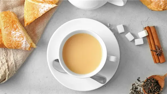 Bawarka - czarna herbata z mlekiem