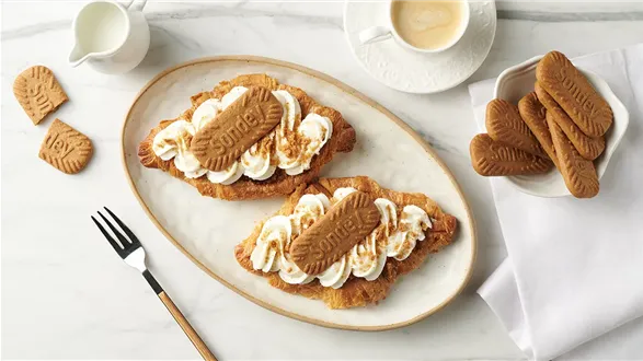 Croffle z kremem patissiere