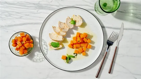 Soczysty kurczak z dynią sous vide  