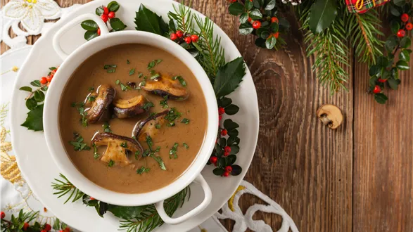 Wigilijny barszcz grzybowy
