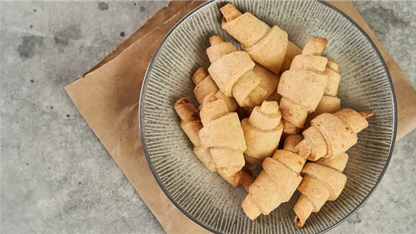 Rogaliki z powidłami śliwkowymi