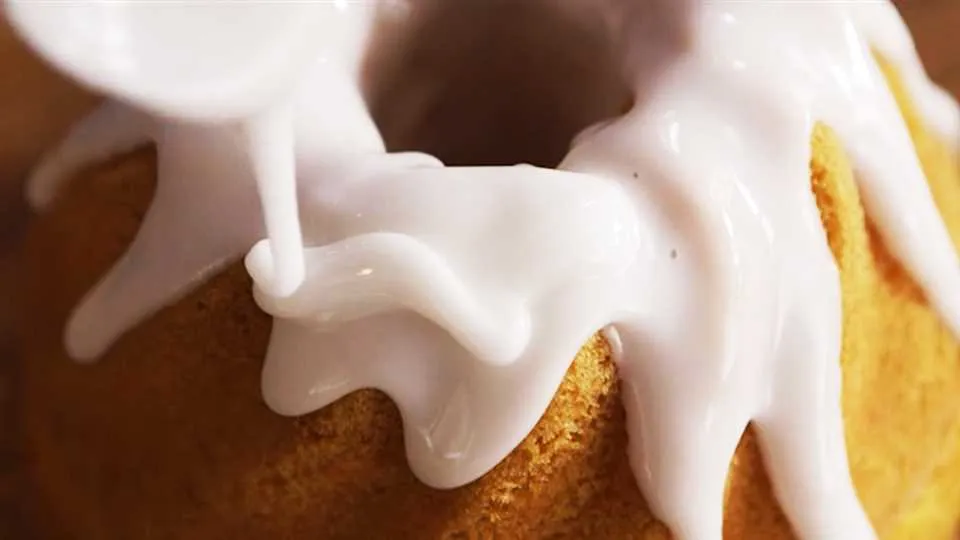 Jak zrobić lukier o różnych smakach?