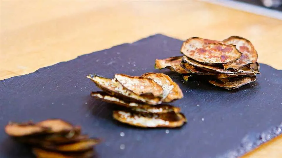 Jak zrobić chipsy z cukinii?