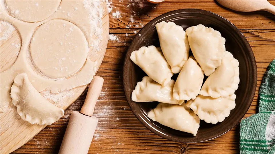 Ile gotować pierogi?