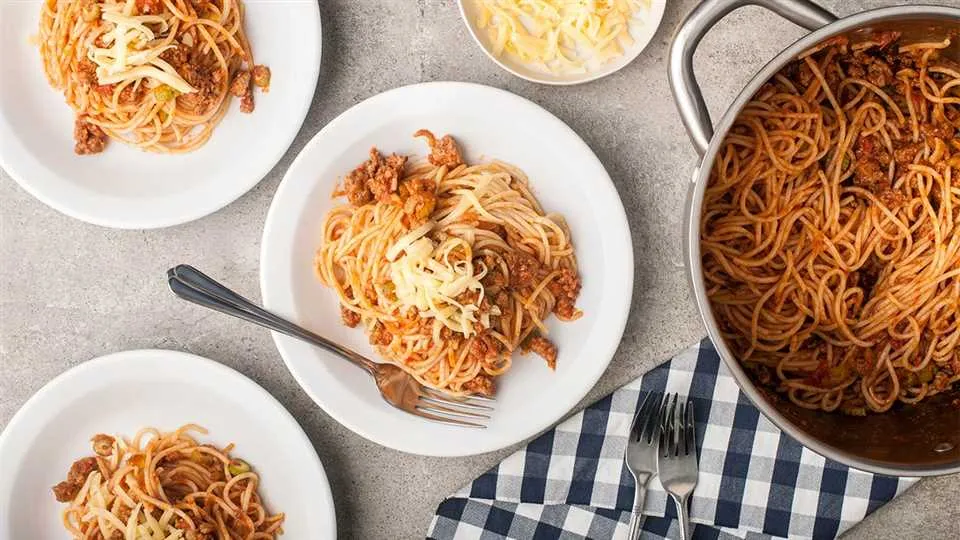 Ekspresowy bolończyk, czyli spaghetti po studencku-image