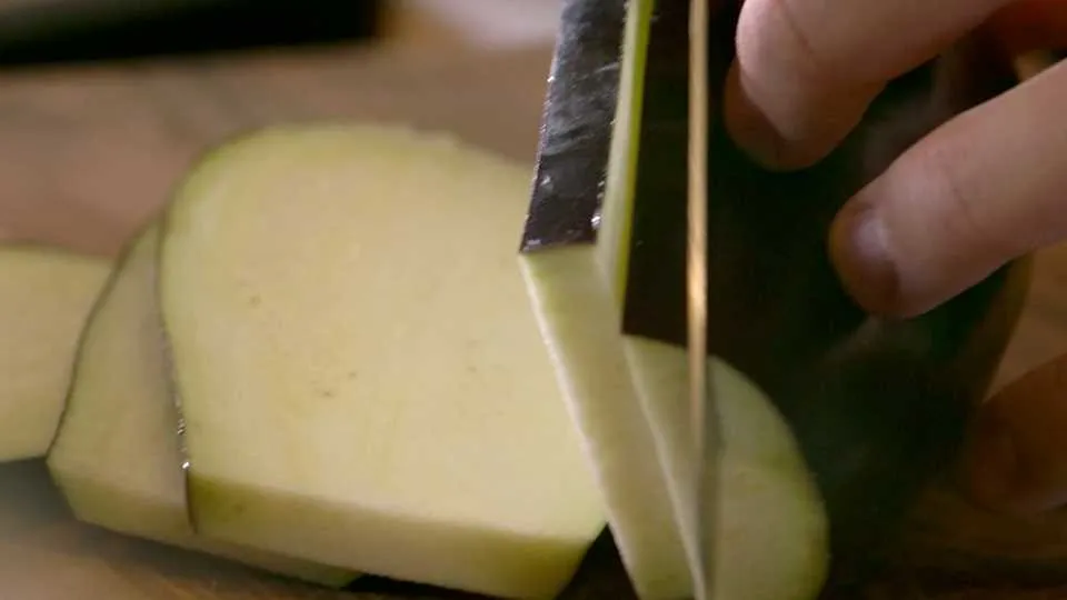 Jak przygotować bakłażana?