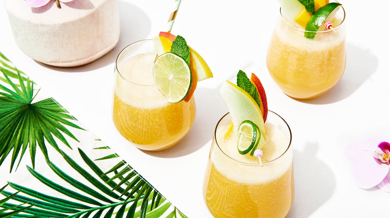 Lemoniada z wodą kokosową Lemoniada z wodą kokosową