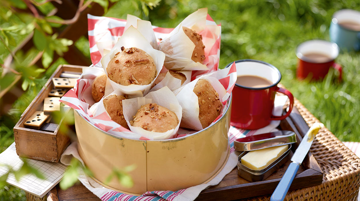 Muffiny orkiszowe z orzechami włoskimi