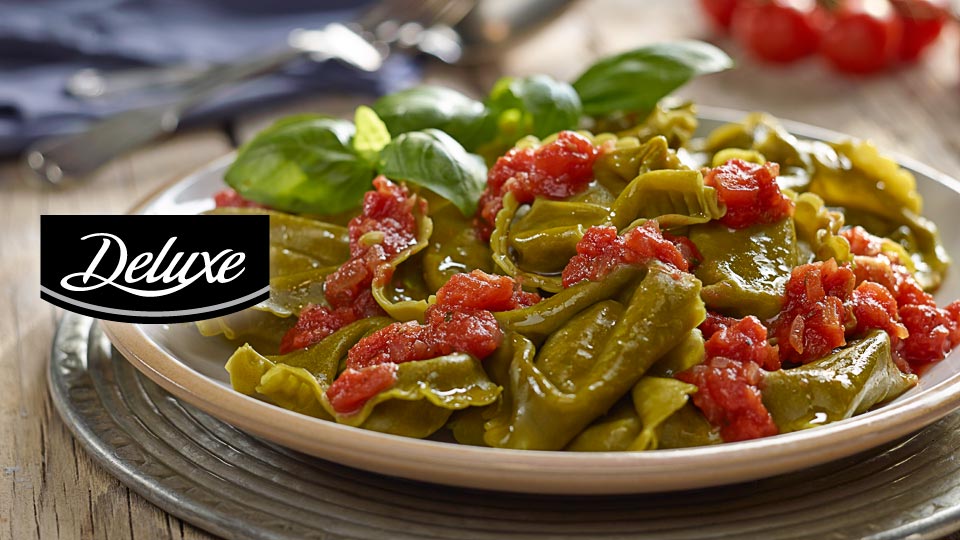 Tortelloni z sosem pomidorowym Tortelloni z sosem pomidorowym